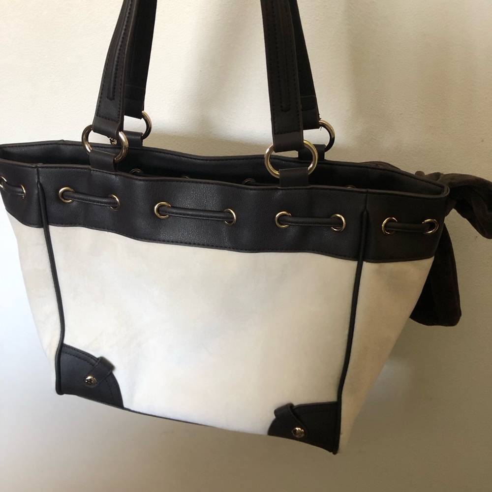 Juicy Couture Daydreamer Scottie Tote Bag - Picture 5 of 6
